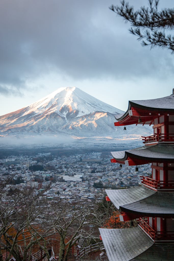 Stunning view of Chureito Pagoda and snow-capped Mount Fuji, Fujinomiya, Japan.